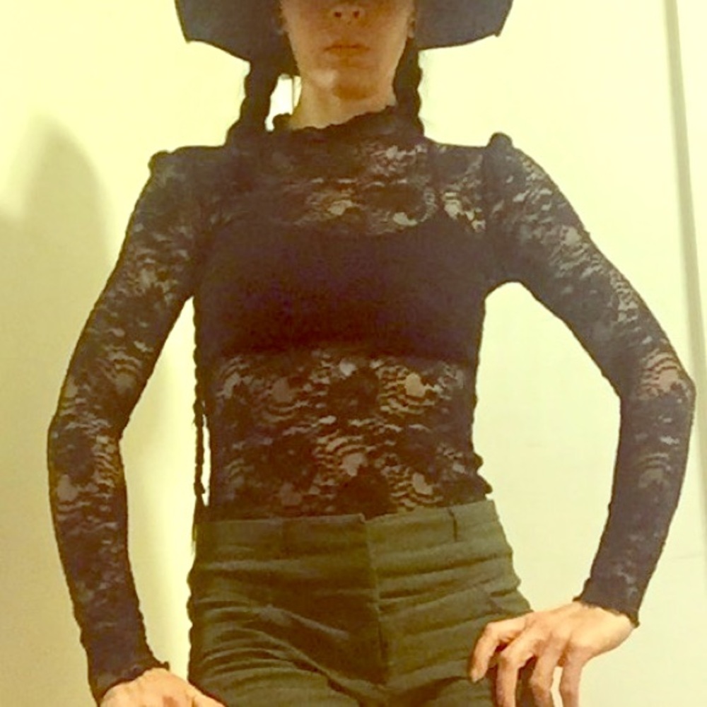 Free people xs turtleneck. Black lace. Stretchy.